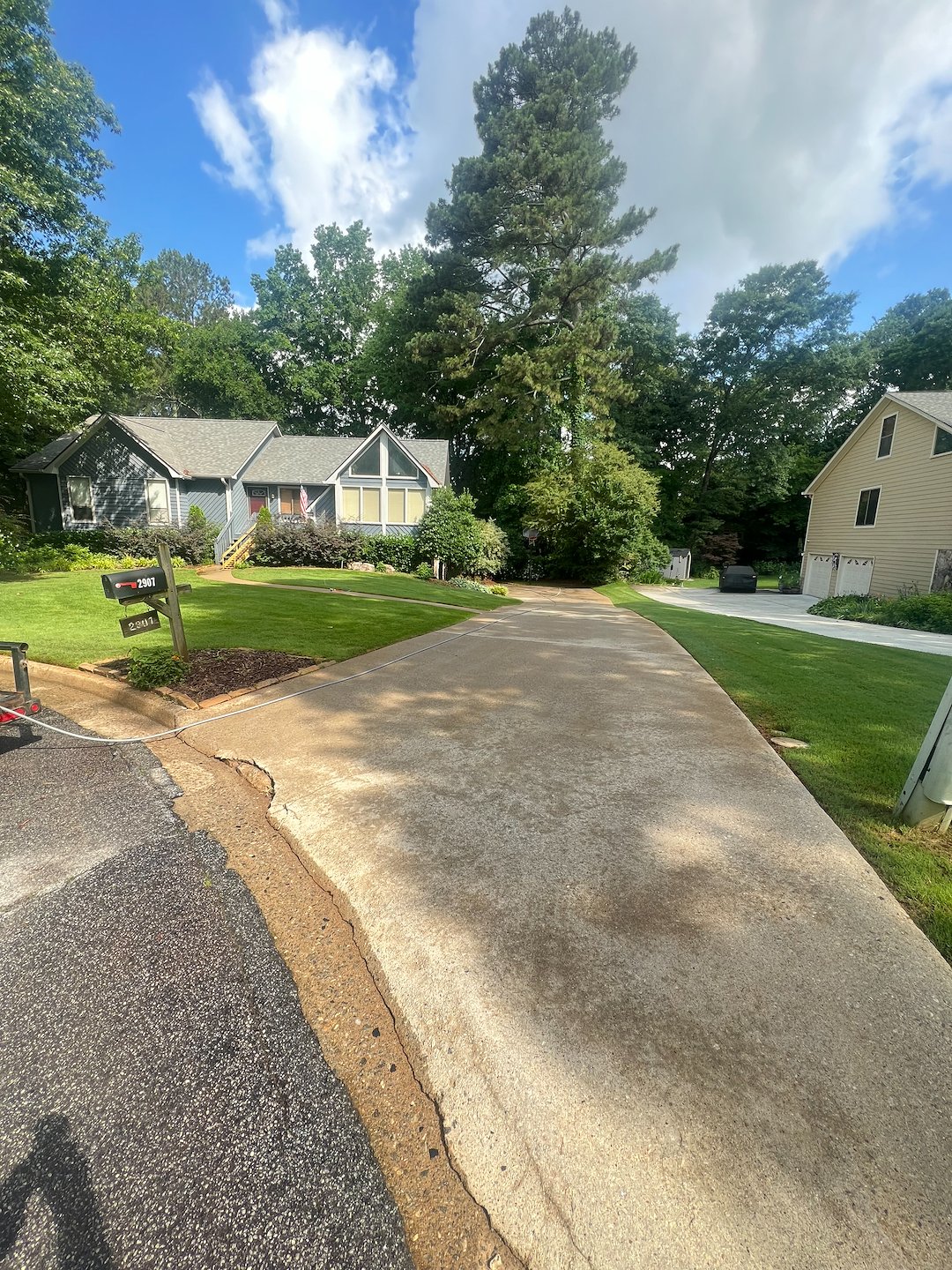 Outstanding Driveway Washing Performed in Duluth, GA.